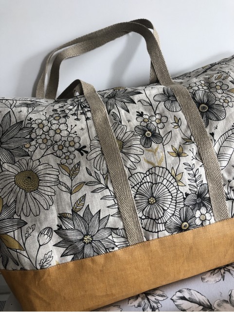 LIN OU L AUTRE Elegant sac de voyage 100 lin d un volume de 65 l